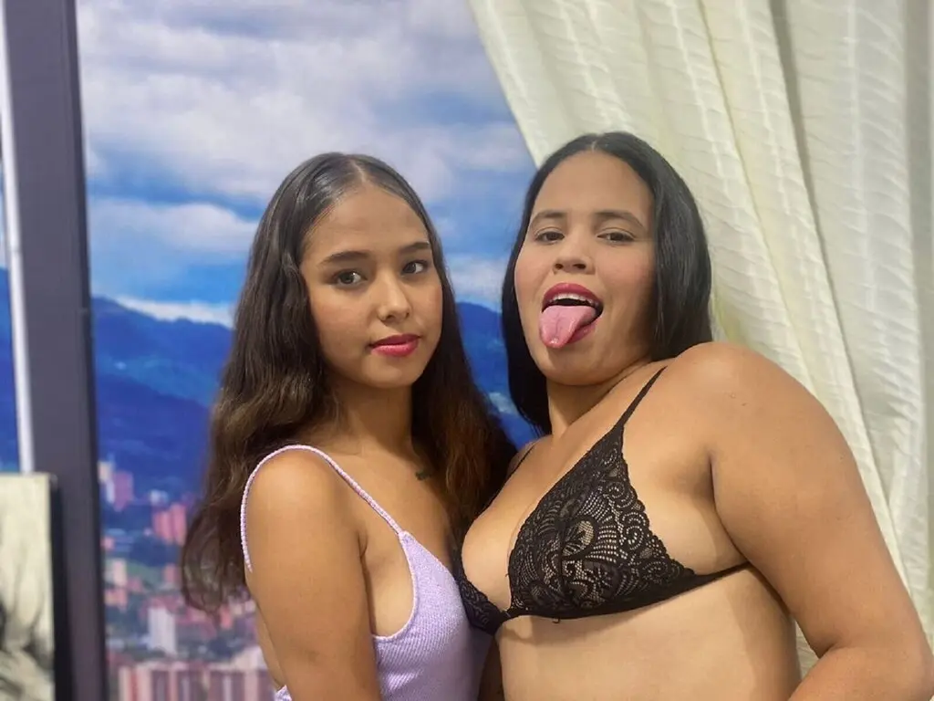 SusanAndNatasha Porn Vip Show